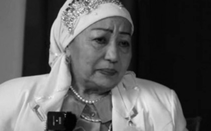 Заманбек Нұрқаділовтің бірінші әйелі қайтыс болды