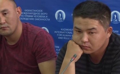 Қазақстан Шыңжаңнан қашқан қазақтарға азаматтық та, шетелге шығатын құжат та бермей отыр