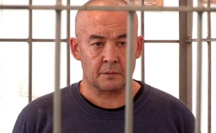 Түркістан облысында қайтыс болған 5 жасар қыздың әкесі педофилдің үйін бұзуды талап етеді