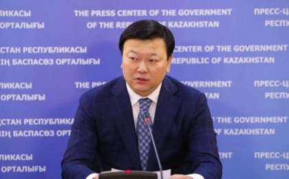 Қазақстанда белгісіз пневмония таралып жатыр: Денсаулық сақтау министрі жалған ақпаратқа қатысты Қытай елшілігімен сөйлесті