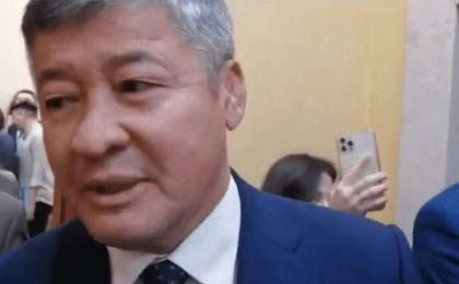 Депутат Дәулет Тұрлыхановтың ұлы қызды ұрды деп айыпталды