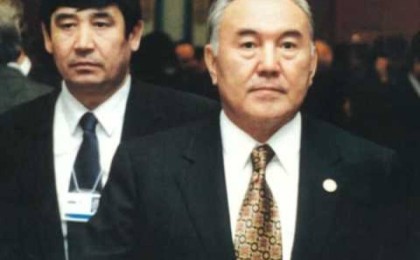 Шабдарбаев: Назарбаевпен қоштасарда бір-бірімізге ауыр сөздер айттық