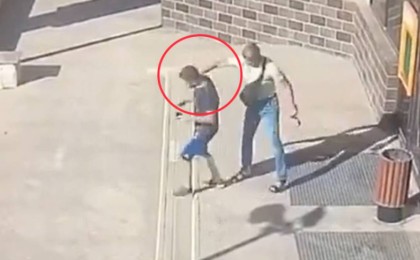 Мүгедек болып қалған: Қарағанды тұрғыны мас азаматқа көмектемесімін деп соққыға жығылды