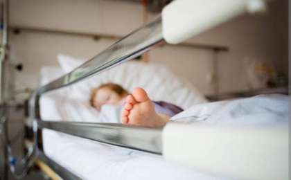 Шымкентте үш жасар баланың қолы электрлі еттартқышқа кептеліп қалған