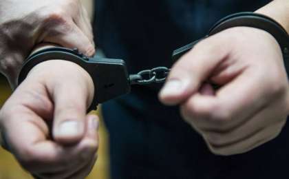 Күзетшілер сарымсақ ұрладың деп ұрының басын кесіп алып, денесін өртеп жіберген