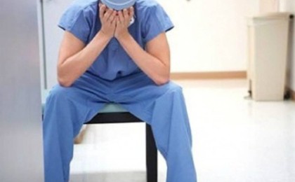 Шымкентте коронавирустан көз жұмған дәрігерді пациенттер әлі күнге дейін іздеп келеді