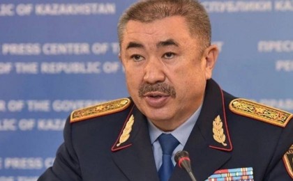 Қазақстанның бас сақшысы тағы қорқытып жатыр (ВИДЕО)