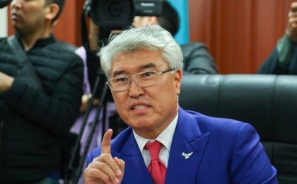 Тоқаев Арыстанбек Мұхамедиұлын сынады