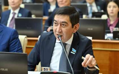 Абай атындағы опера және балет театрын мейрамхана қылған – Ринат Зайытов