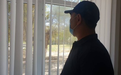 "Әйелім менен кетіп, орысқа тұрмысқа шықты": Қызылордалық жалғызбасты әке балаларын қалай тәрбиелеп отырғанын айтып берд