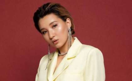 "Ерекше баланы дүниеге әкелдім": әнші Ayree 18 жасында тұрмысқа шыққанын айтып, жан сырын ақтарды