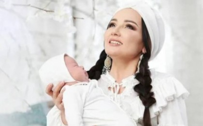 Жазира Байырбекова қызының тұсауын кестірді
