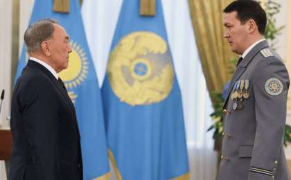 Назарбаев "әулетінің" өкілі Самат Әбіштің қайда жүргені айтылды