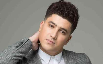 Бәйбішесіне ән арнаған Әбдіжаппар Әлқожаның басы дауға қалды