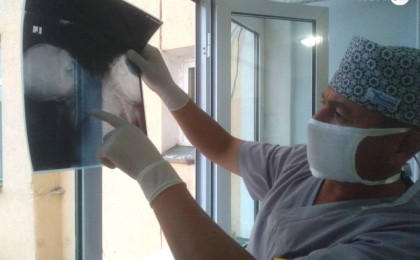 Дәрігер Мыңжылқы Бердіқожаев: Пневмониядан қайтыс болғандардың 99 пайызында коронавирус болды