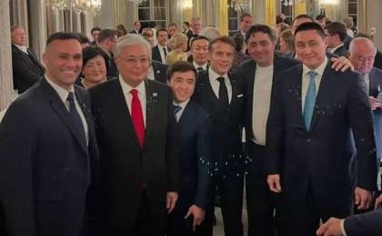 "Мен үшін қуанып қойсаңыздар болады": Елдос Сметов Макронмен кездесуі туралы айтты