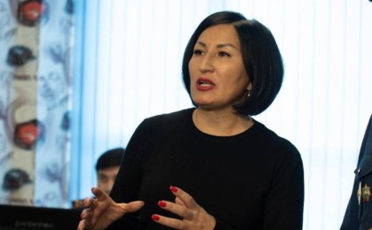 "Журналист Сандуғаш Дүйсенованы полиция шешіндіріп тексерген бе?" - ІІМ түсініктеме берді