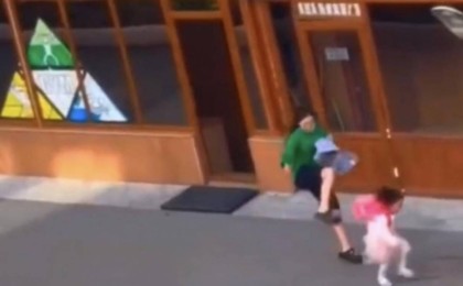 5 жасар қызды көшеде ұрып-соққан бойжеткеннің үстінен әкімшілік іс қозғалды