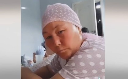 "Ішін жармай әкеп беріңдер!" Өлген сарбаздың анасы талап қойды