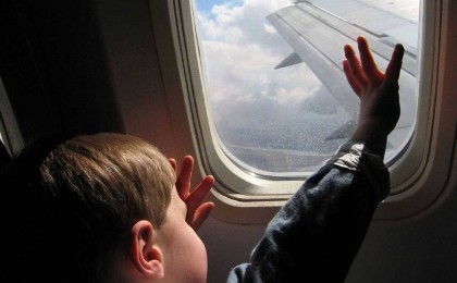 Мазасызданып, тұншыққан: Шымкент - Алматы рейсі кезінде бала көз жұмды