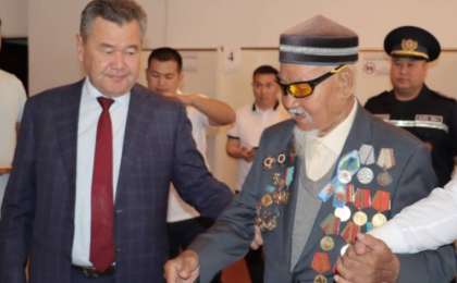 Қызылордада 101 жастағы Ұлы Отан соғысының ардагері референдум учаскесіне ең бірінші болып дауыс берді