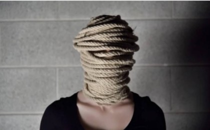 Атақты қазақстандық спортшының отбасы құлдықта адам ұстады деп күдіктелуде