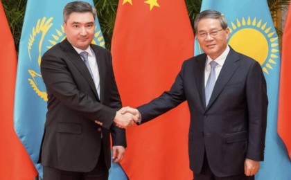 Олжас Бектенов пен ҚХР Мемлекеттік кеңесінің Премьері Ли Цян сауда-экономикалық ынтымақтастықты дамыту мәселелерін талқылады. Ағымдағы жылдың қаңтар-қыркүйегінде екіжақты сауда көлемі 33 млрд долларды құрады