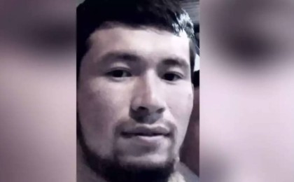 «Ас үстелінің аяғымен басынан ұрған»: Қызылордада 21 жастағы әйелін аяусыз өлтірген ер адамға сот үкімі шықты