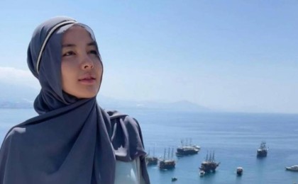 "Алла Ұлық": Атақты әнші ән айту мен музыка тыңдаудан бас тартқанын айтты