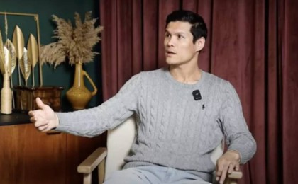 “Күнәлар жасадық”: Данияр Елеусінов бірінші әйелімен не үшін ажырасқанын айтты