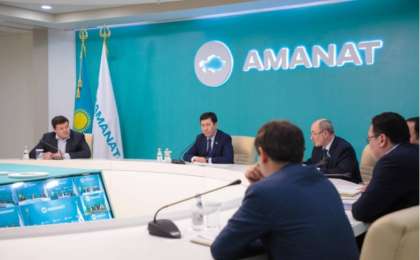 «AMANAT» партиясының Төрағасы Ерлан Қошанов референдумды қолдау үгіт-насихат жұмыстарын күшейтуді тапсырды