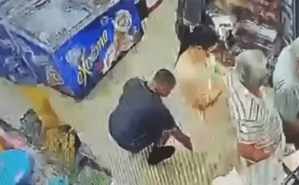 Семейде әйелдерді көйлегінің астынан суретке түсірген ер адам қамауға алынуы мүмкін