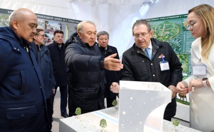 Шөкеевтің пиары мен Назарбаевтың қола ескерткіші туралы ақпаратқа қанша ақша төленді?