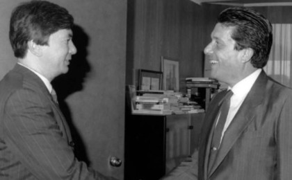 Президенттің баспасөз қызметі Тоқаевтың 30 жыл бұрынғы суреттерін көрсетті (фото)