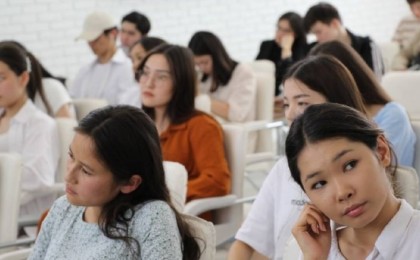 Жастардың жұмыссыз жүргеніне кім кінәлі?