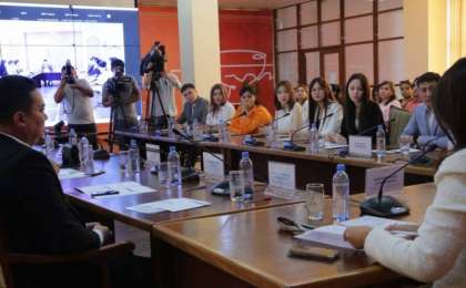 «Конституциялық референдум: қоғам дамуының болашағы»: «Sarap» эксперттік клубының аймақтық отырысы өтті