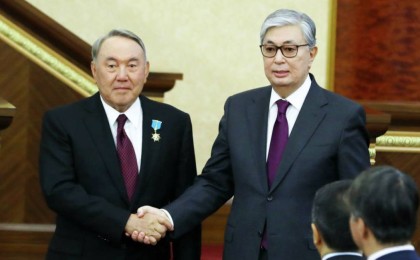 Тоқаев коронавирус жұқтырған Назарбаев туралы жазба жариялады