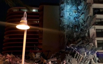 АҚШ-та көпқабатты үй құлап, 100-ге жуық адам қиранды астында қалды (ВИДЕО)