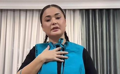 Тұрсынбек Қабатовтың әйелі TikTok-та киген киімдерін сатылымға шығарып, сауда жасады