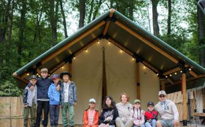 Летние каникулы с пользой для детей: на Медеу функционирует детский горный лагерь