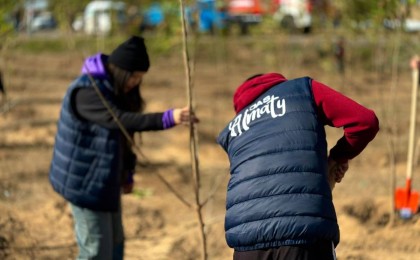 Молодежь города Алматы поддержала акцию "Таза Қазақстан"