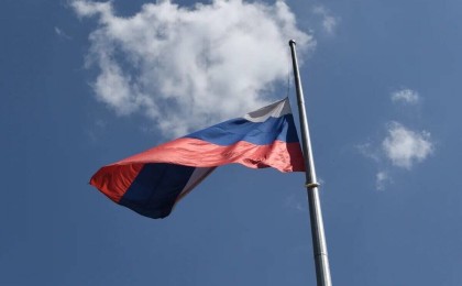 «Қазақтың үйінде Ресей туы ілінген»: Қостанайда түсірілген видео қазнетті шулатты