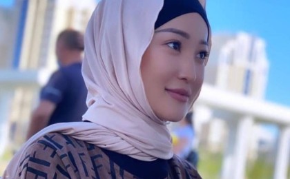 Мөлдір Әуелбекова желідегі оқырманын сотқа берді