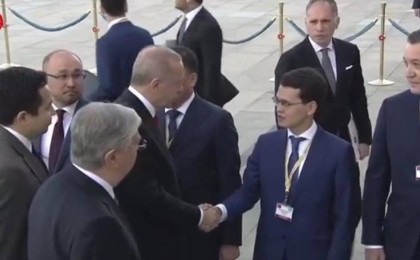 Ердоған қазақ министрінің жасын естіп таңғалды