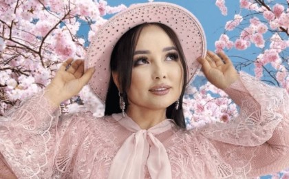 "Бет-ауызым қисайып кетті": Жазира Байырбекова әлдекімнің өзіне қиянат жасағанын жасырмай айтты