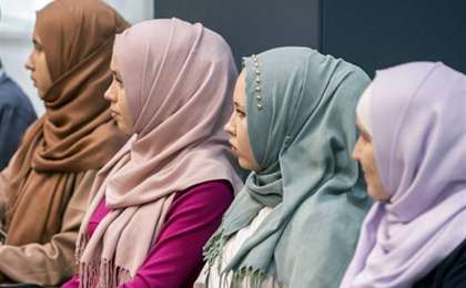 Қазақ қызының биязы тұлғасы хиджабпен астаспайды