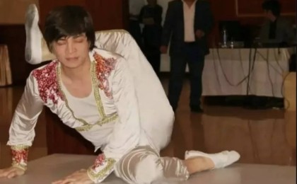 Буынсыз адам атанған Айдос Тоқтарбай қайтыс болды