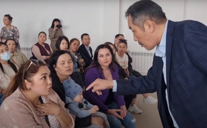 "Путинге хат жазамын деген қазақ әйелі 15 жылға сотталуы мүмкін"