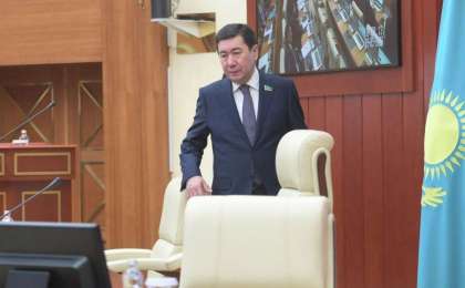 Ерлан Қошанов: Парламент отырысына келетін меморган басшыларының дайындығы өте төмен