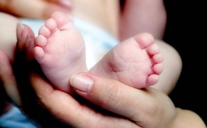 Нұр-Сұлтанда коронавирус жұқтырған аналар 12 сәбиді дүниеге әкелді